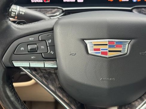 Certified 2021 Cadillac Escalade Premium Luxury w/ Driver Assist Tech Package AWD/4WD image 31