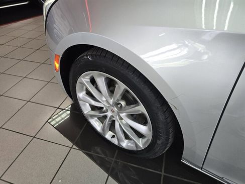 Used 2013 Cadillac XTS Luxury FWD image 33