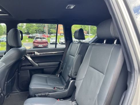 Certified 2023 Lexus GX 460 Luxury w/ Sport Design Package AWD/4WD image 21