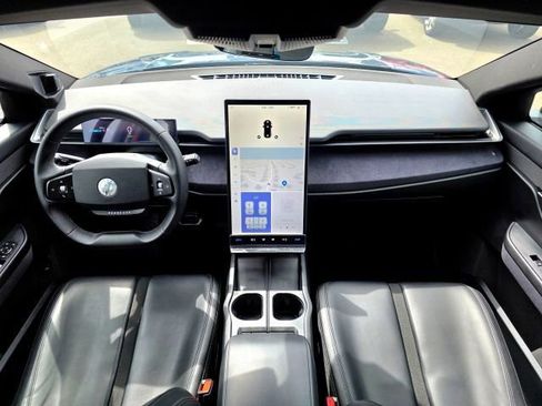 Used 2023 Fisker Ocean One AWD/4WD image 9