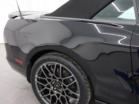 Used 2013 Ford Mustang Shelby GT500 image 22