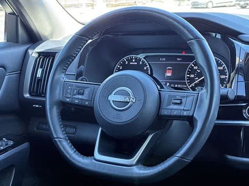 Used 2022 Nissan Pathfinder SL image 23