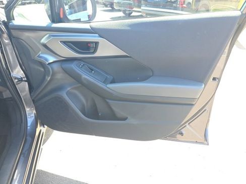 Used 2025 Subaru Impreza 2.0i AWD/4WD image 19