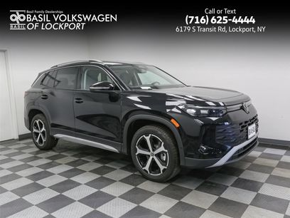 New 2025 Volkswagen Tiguan SE