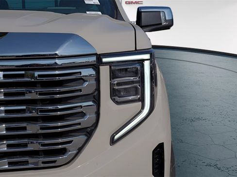 New 2026 GMC Sierra 1500 Denali image 3