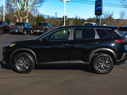 Used 2023 Nissan Rogue S image 11