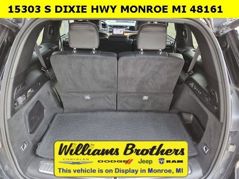 Used 2023 Jeep Grand Cherokee L Summit image 14