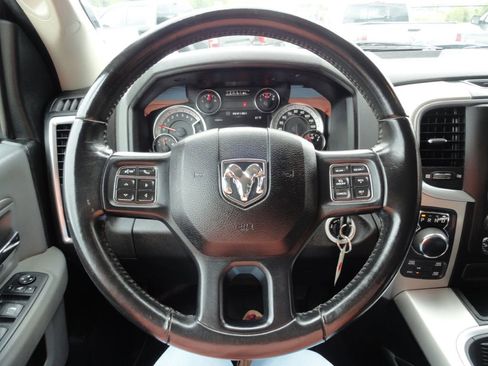 Used 2019 RAM 1500 Lone Star AWD/4WD image 28