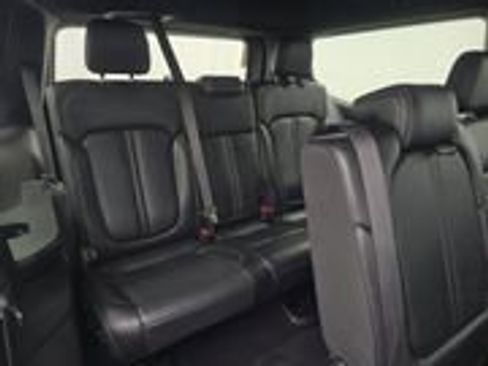 Used 2023 Jeep Wagoneer Series II image 5