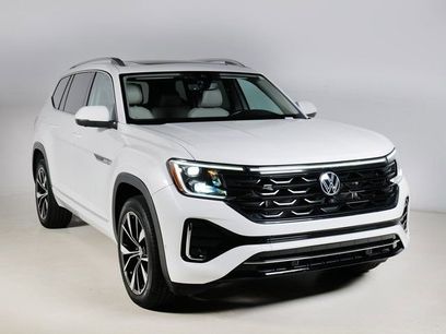 Used 2024 Volkswagen Atlas SEL Premium R-Line