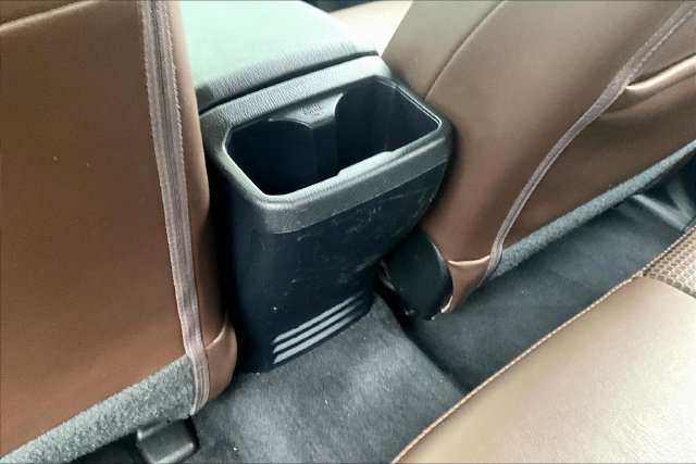 Used 2018 Toyota Tacoma Limited AWD/4WD image 11