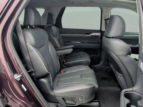 Used 2023 Hyundai Palisade SEL w/ Premium Package image 37