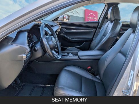 Used 2024 MAZDA MAZDA3 s image 14