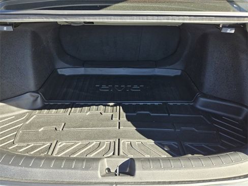 Used 2025 Honda Civic Sport image 10