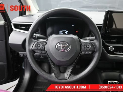 Used 2026 Toyota Corolla LE FWD image 22