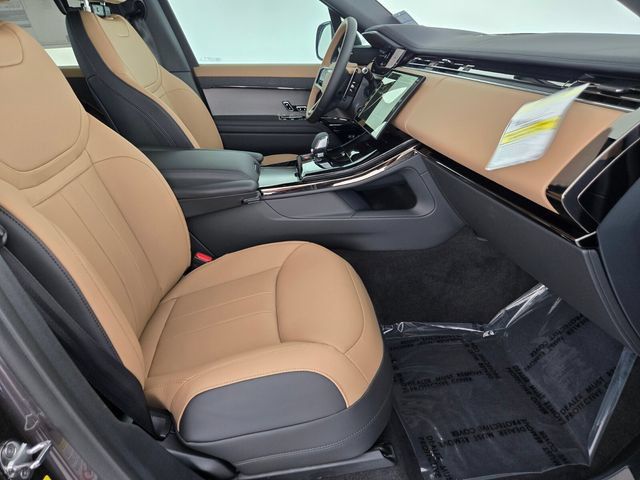 New 2026 Land Rover Range Rover Sport Dynamic SE AWD/4WD image 3