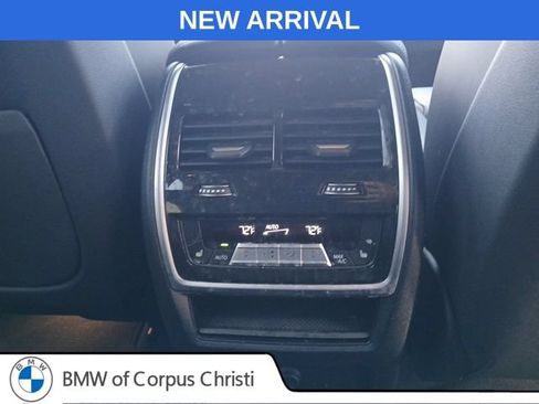 Used 2022 BMW X5 xDrive40i w/ Premium Package AWD/4WD image 14