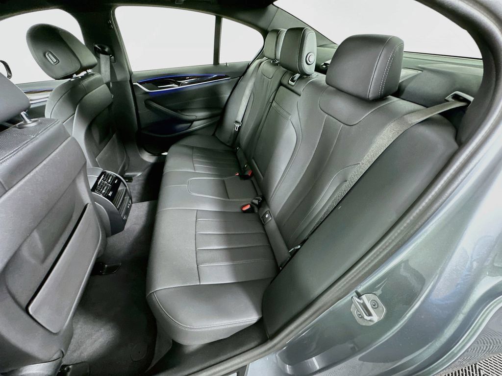 Certified 2023 BMW 530i w/ Convenience Package RWD image 25