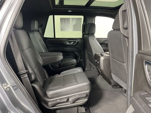 Used 2021 Chevrolet Tahoe Z71 w/ Luxury Package image 9