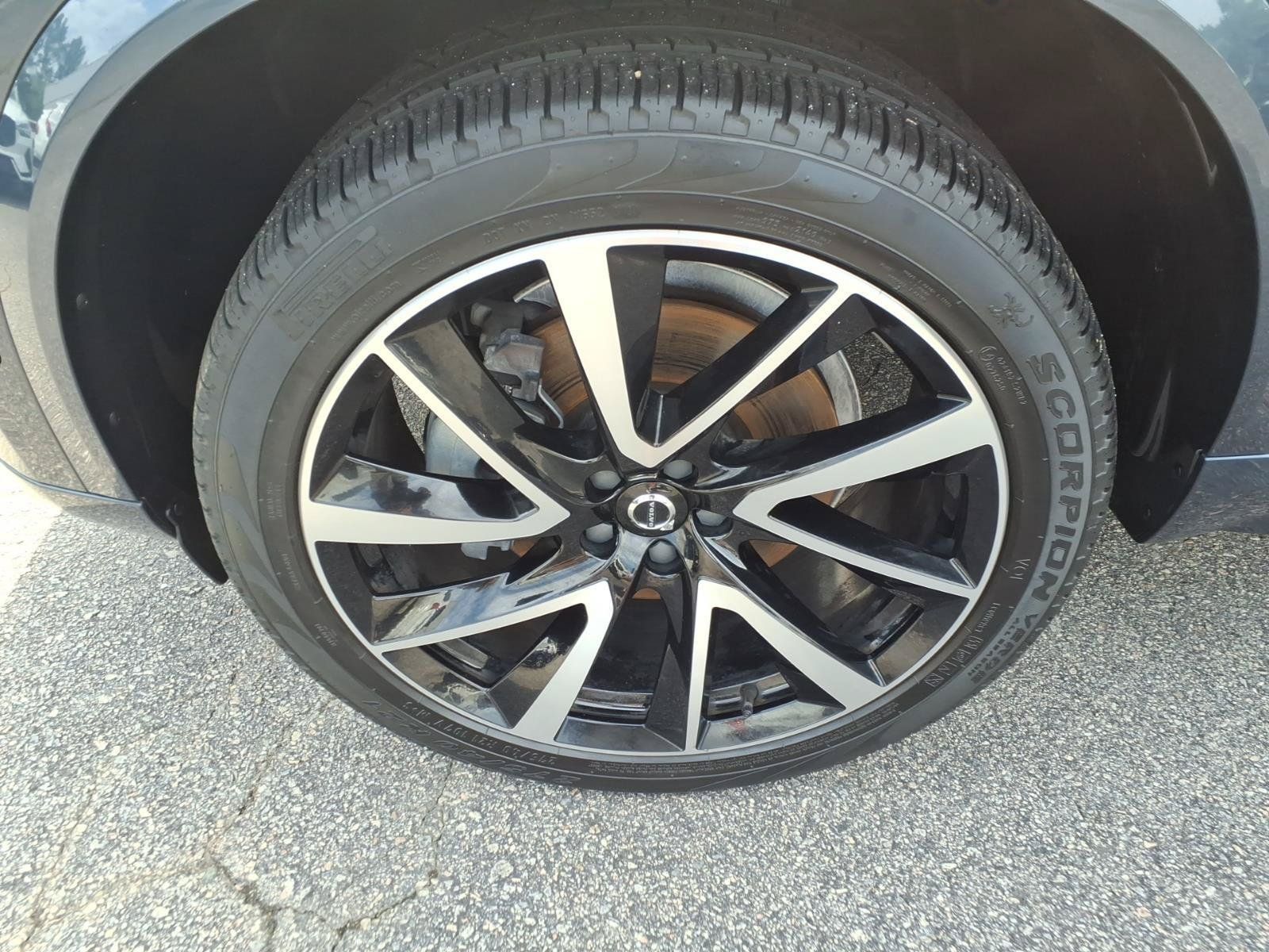 Certified 2024 Volvo XC90 B5 Plus AWD/4WD image 12