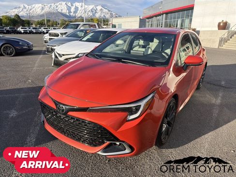 Used 2025 Toyota Corolla XSE FWD image 12