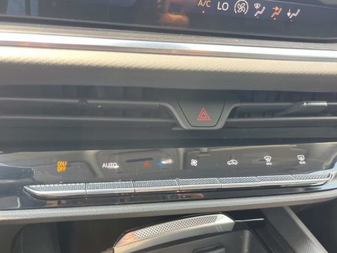 Used 2024 Buick Envision Preferred AWD/4WD image 39