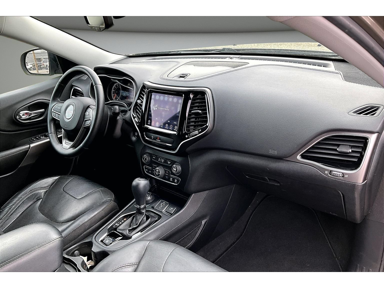 Used 2019 Jeep Cherokee Limited AWD/4WD image 46