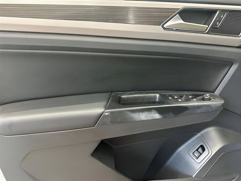 Used 2019 Volkswagen Atlas SE AWD/4WD image 9