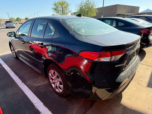 Used 2024 Toyota Corolla LE FWD image 3