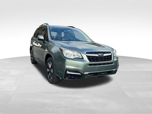 Used 2017 Subaru Forester 2.5i Premium w/ Popular Package #2A image 7