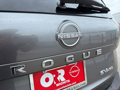 Certified 2023 Nissan Rogue SV AWD/4WD image 11