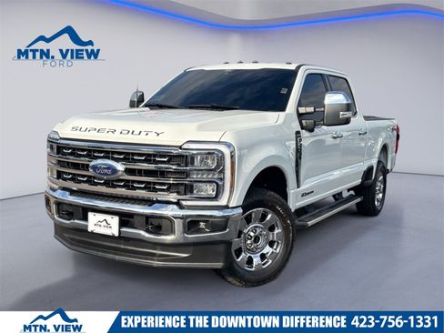 Used 2025 Ford F250 Lariat w/ Chrome Package image 1
