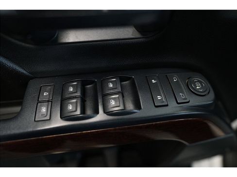 Used 2017 GMC Sierra 1500 SLE w/ SLE Value Package image 17