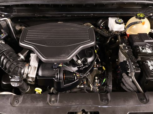 Used 2021 Chevrolet Blazer LT FWD image 19