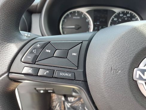 Used 2024 Nissan Kicks S FWD image 16
