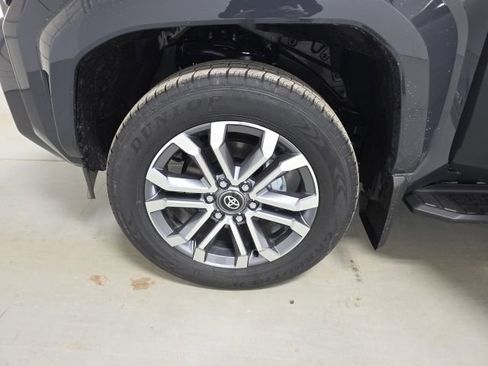 New 2026 Toyota 4Runner Limited AWD/4WD image 14