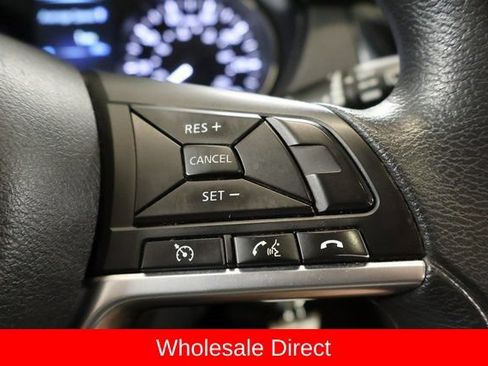 Used 2017 Nissan Rogue S AWD/4WD image 16