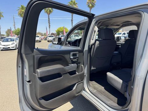 Used 2017 Chevrolet Silverado 1500 LT w/ High Desert Package AWD/4WD image 21