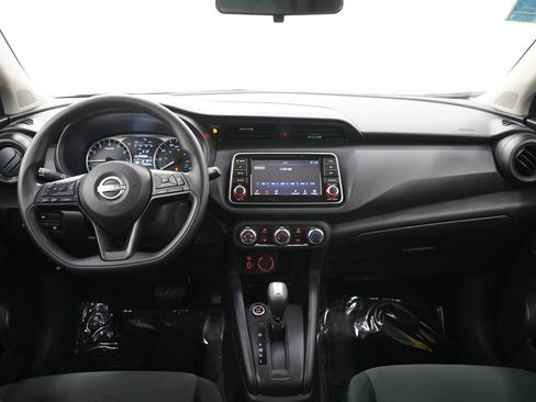 Used 2024 Nissan Kicks S FWD image 15