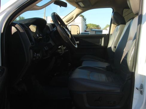 Used 2019 RAM 2500 Tradesman image 9