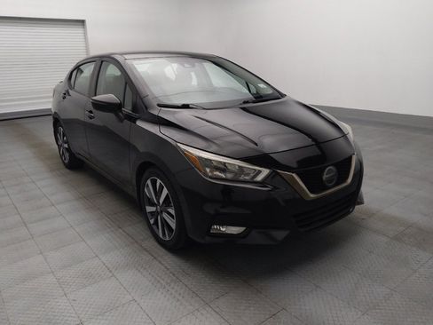 Used 2020 Nissan Versa SR FWD image 13