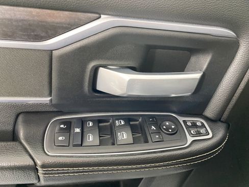 Used 2024 RAM 3500 Big Horn image 11