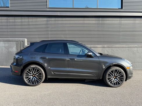 Certified 2026 Porsche Macan image 11