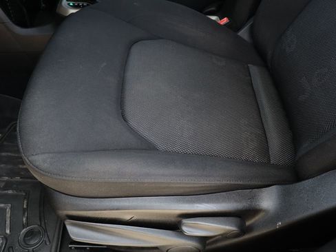 Used 2017 Jeep Renegade Latitude FWD image 21