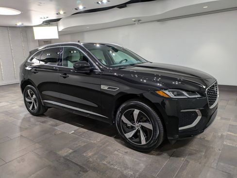 Used 2025 Jaguar F-PACE R-Dynamic S image 27