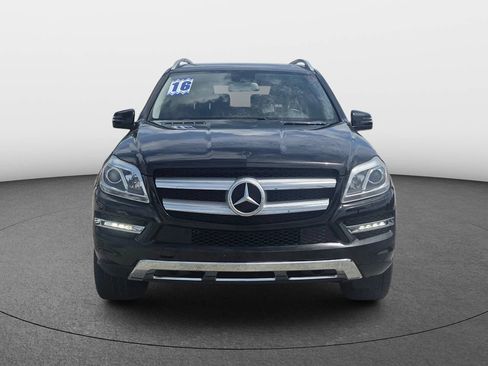 Used 2016 Mercedes-Benz GL 450 4MATIC w/ Premium I Package image 3