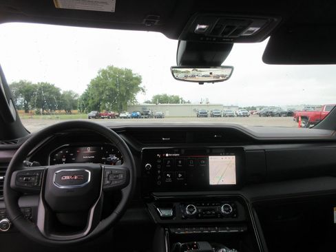 New 2026 GMC Sierra 1500 AT4 w/ AT4 Premium Package image 17