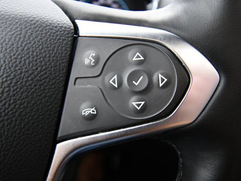 Used 2023 Chevrolet Traverse RS AWD/4WD image 25