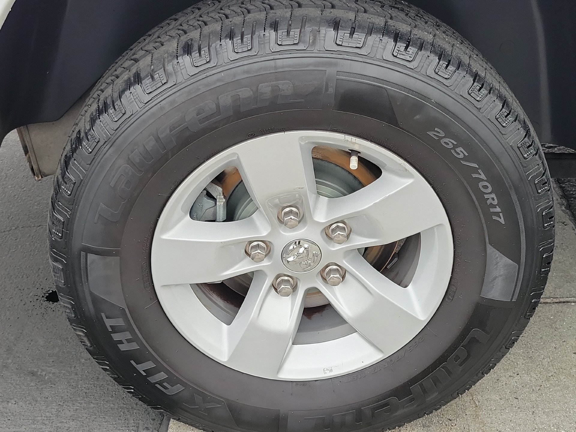 Used 2021 RAM 1500 Classic SLT RWD image 21
