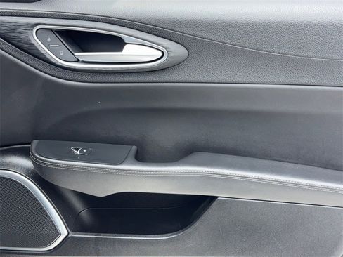 Used 2019 Alfa Romeo Giulia image 45